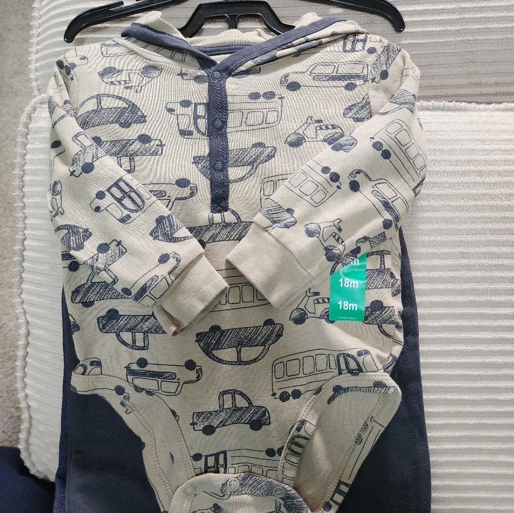 12m -18m nwt LOT